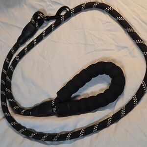Black and White Dog Leash 59 Inches